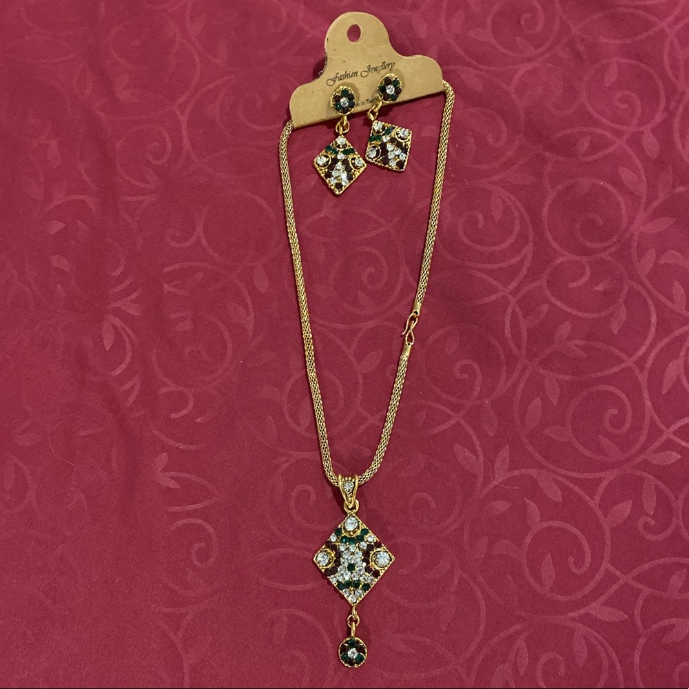 Indian / Pakistani / Desi Necklace and earring set